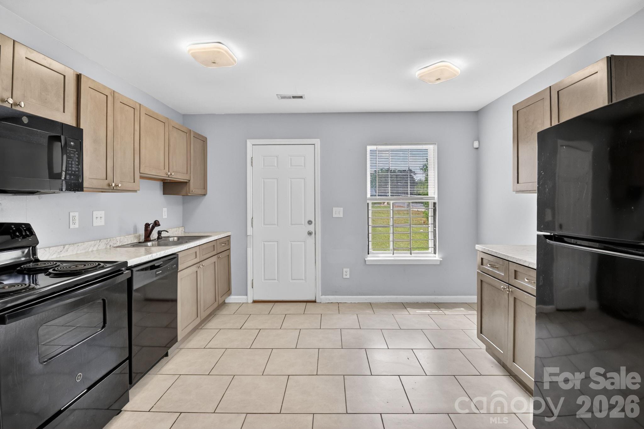 3335 Avalon Avenue Charlotte NC 28208