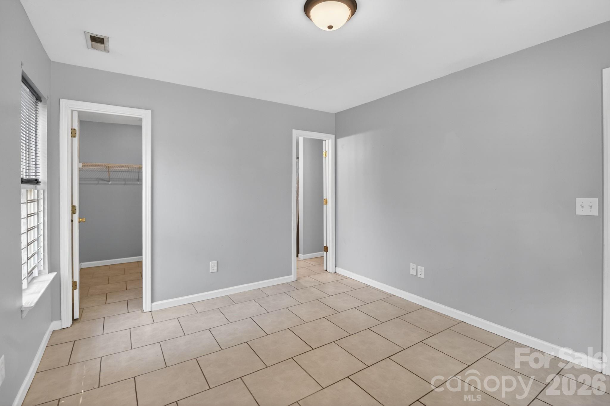 3335 Avalon Avenue Charlotte NC 28208