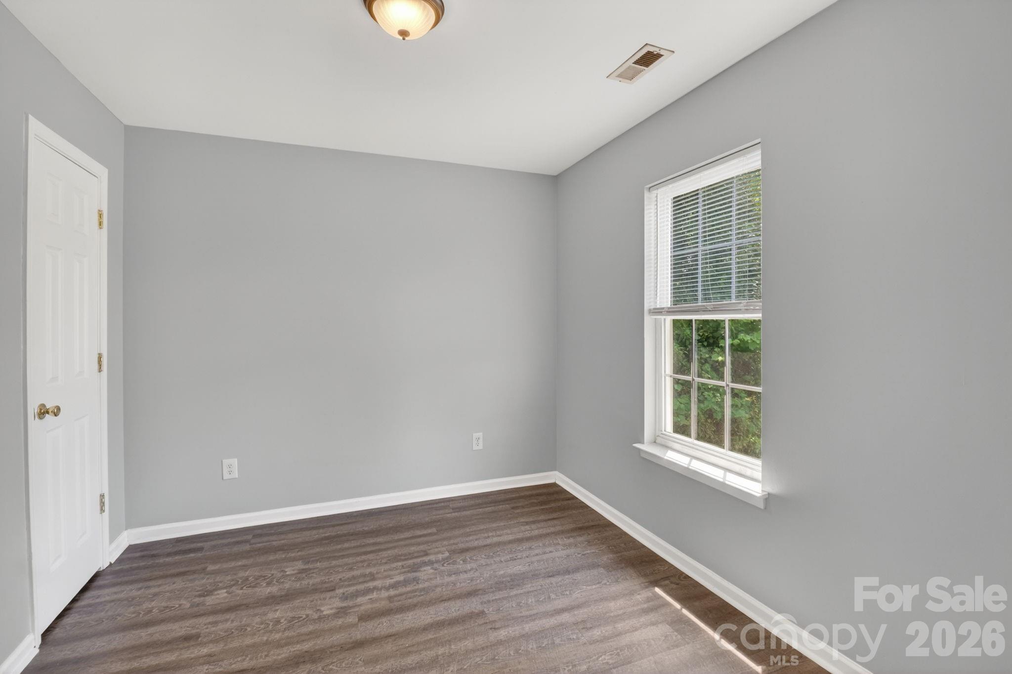 3335 Avalon Avenue Charlotte NC 28208