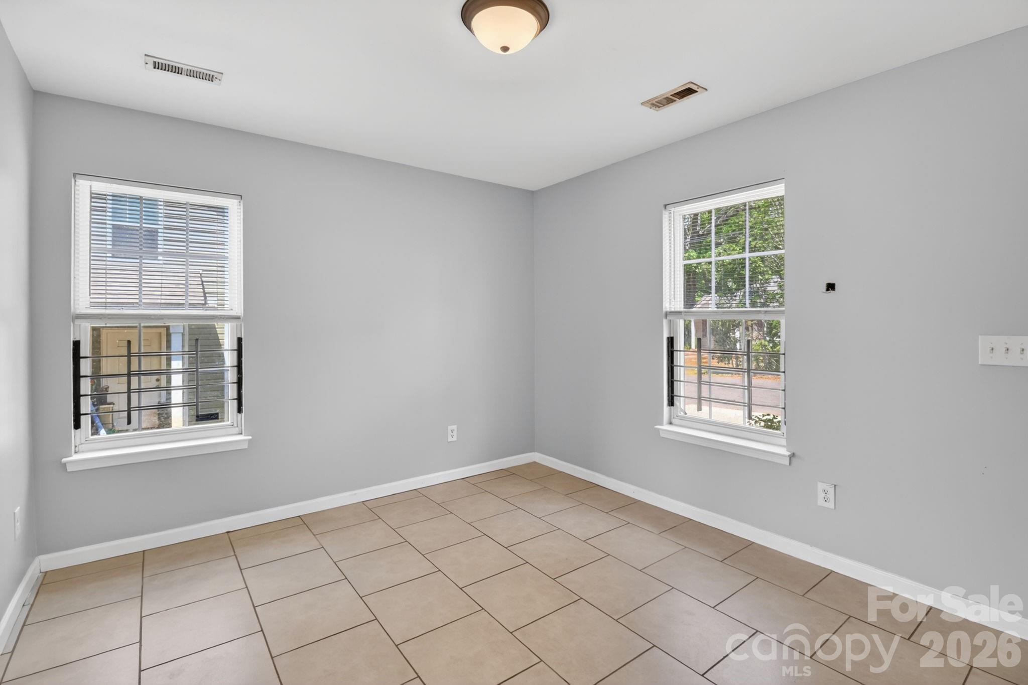 3335 Avalon Avenue Charlotte NC 28208