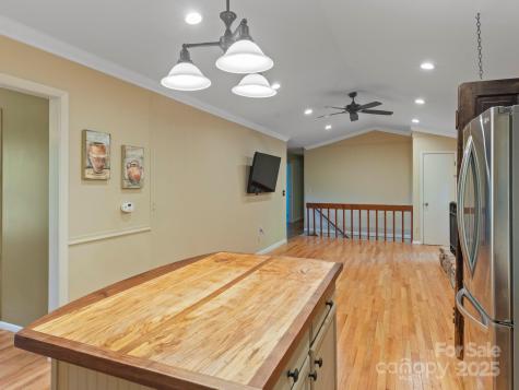 6 Wilderness Cove Road Asheville NC 28804