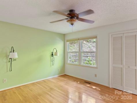 6 Wilderness Cove Road Asheville NC 28804