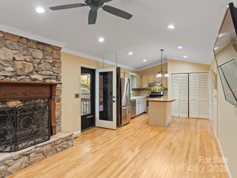 6 Wilderness Cove Road Asheville NC 28804
