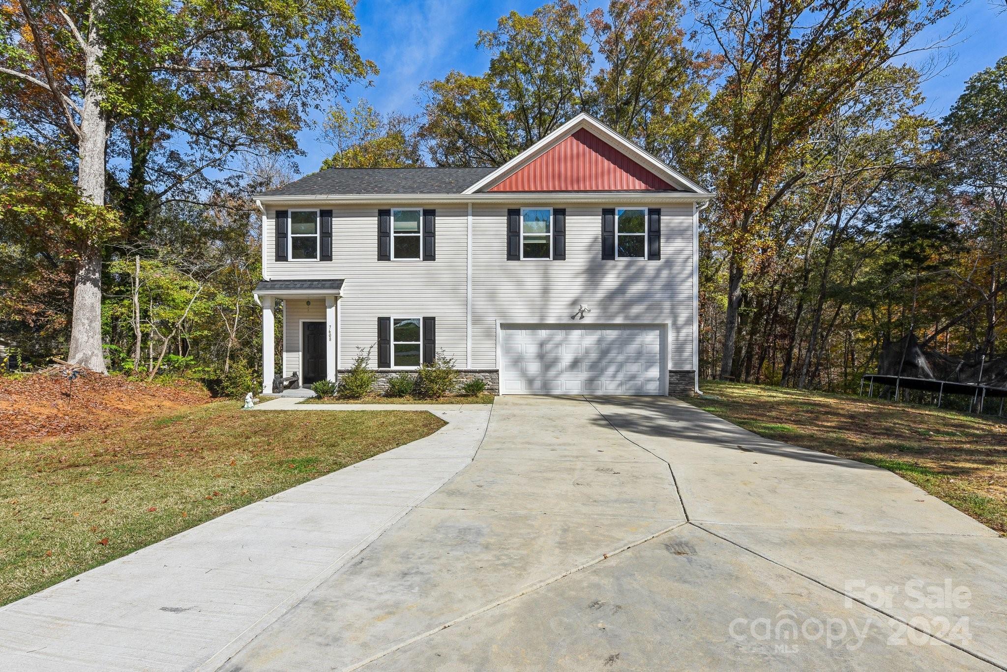 7608 Denbur Drive Charlotte NC 28215