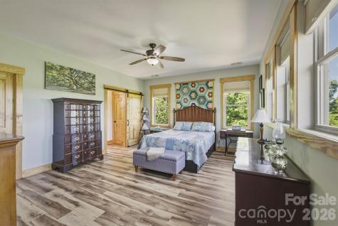 5564 Table View Lane Lenoir NC 28645