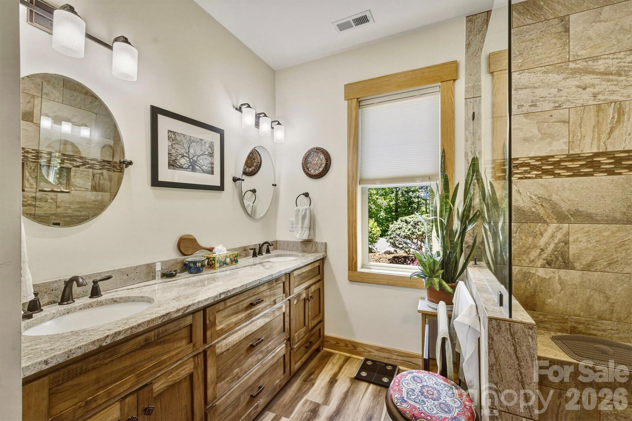 5564 Table View Lane Lenoir NC 28645