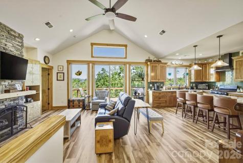 5564 Table View Lane Lenoir NC 28645