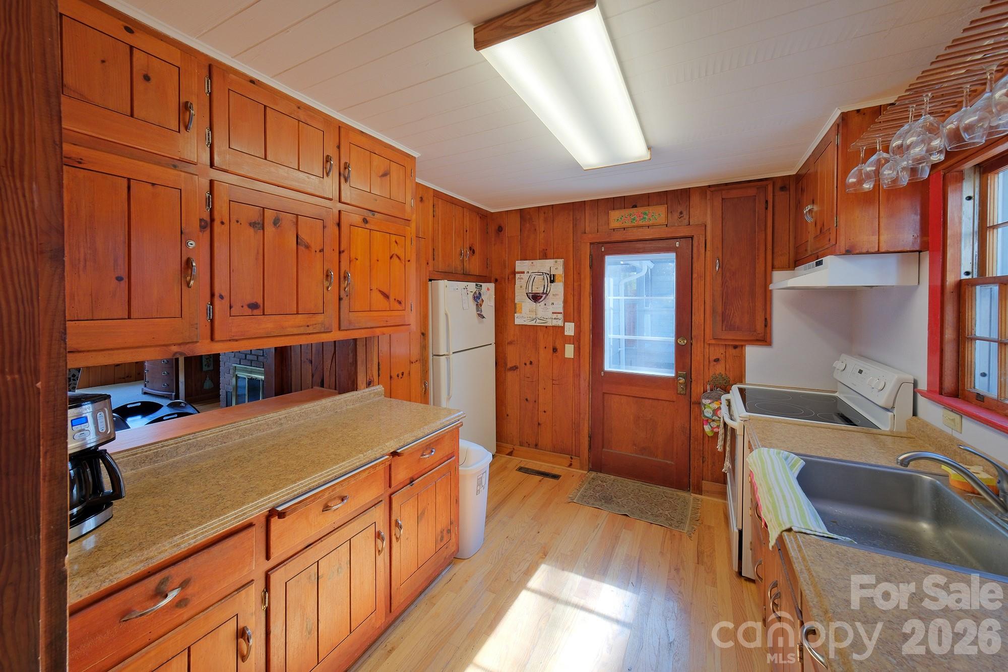 71 Norfolk Lane Laurel Park NC 28739