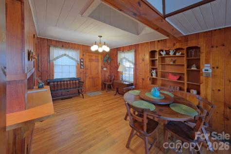 71 Norfolk Lane Laurel Park NC 28739