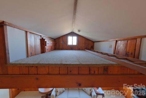 71 Norfolk Lane Laurel Park NC 28739