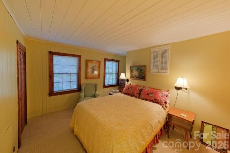 71 Norfolk Lane Laurel Park NC 28739