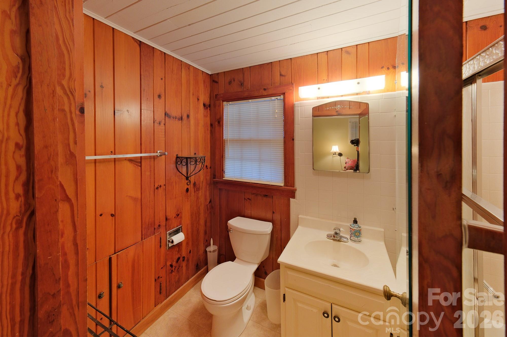 71 Norfolk Lane Laurel Park NC 28739