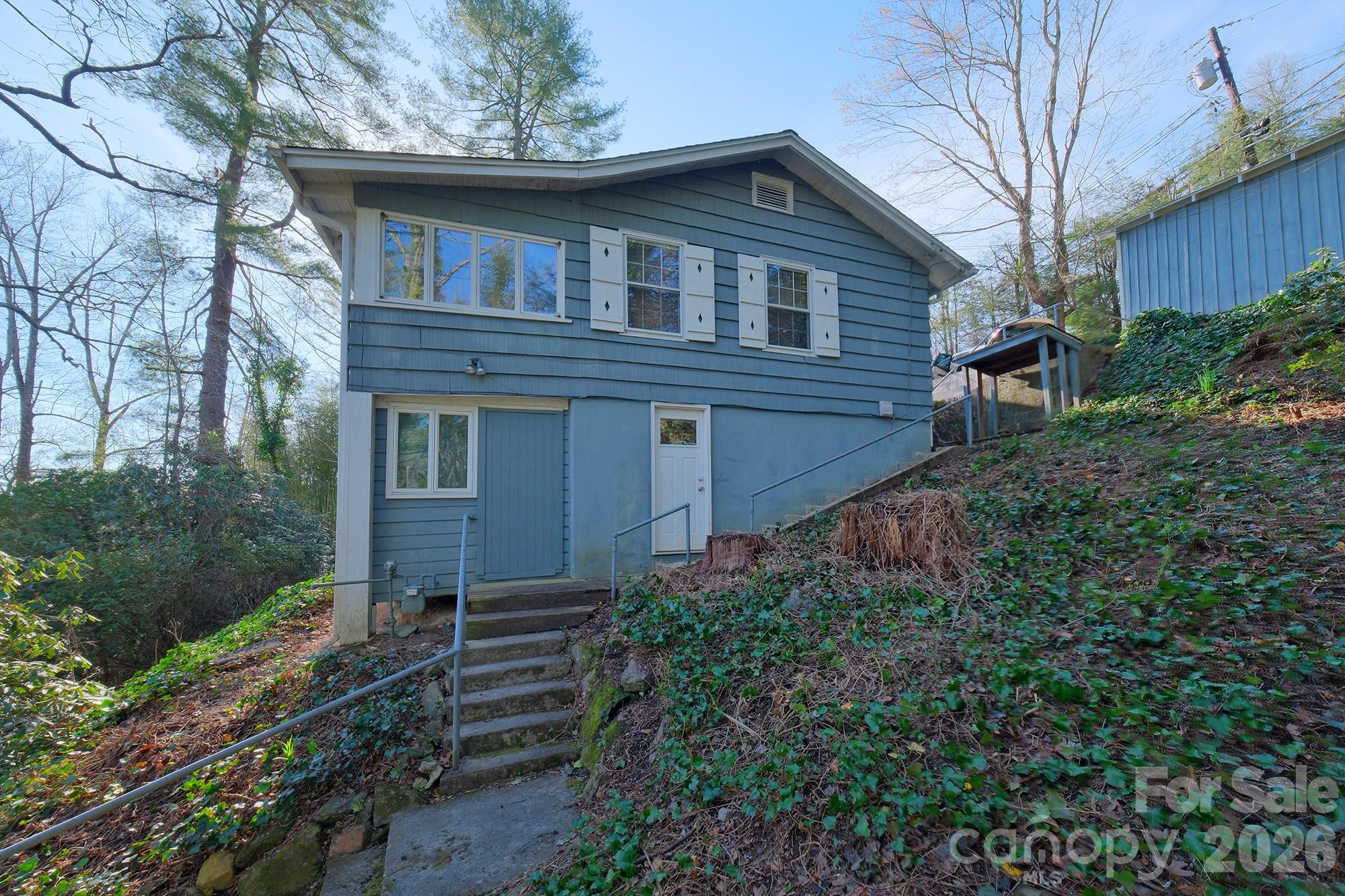 71 Norfolk Lane Laurel Park NC 28739