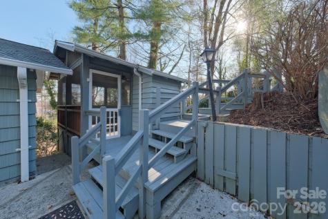 71 Norfolk Lane Laurel Park NC 28739