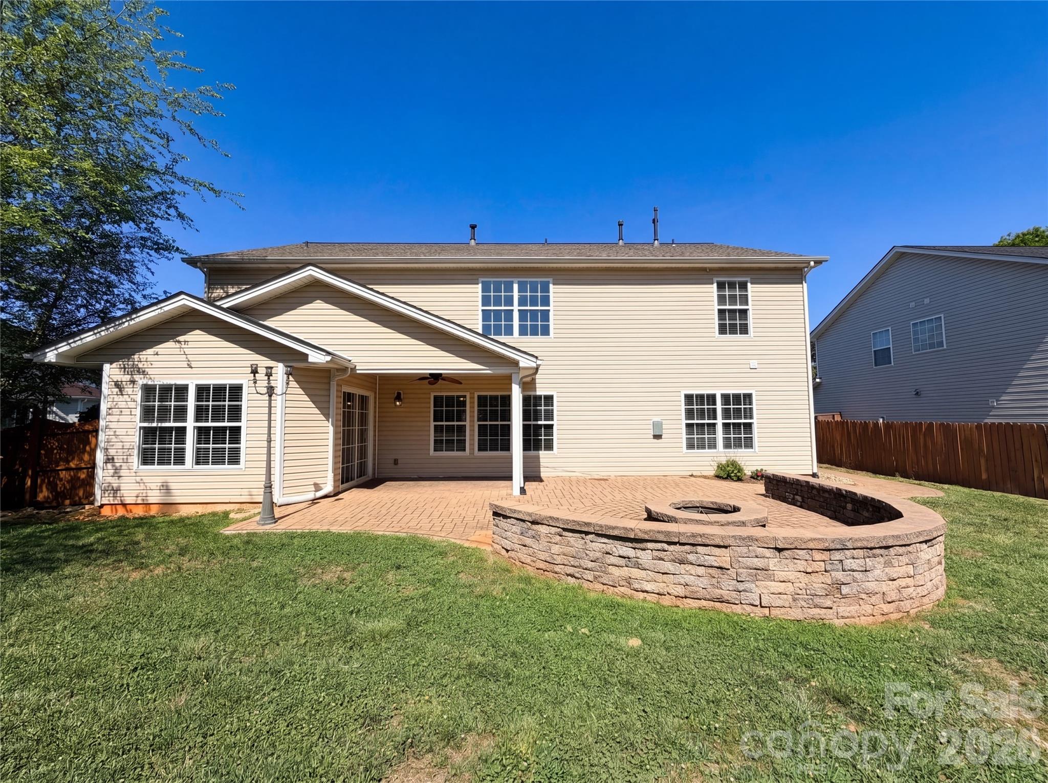 10016 Markus Drive Charlotte NC 28227