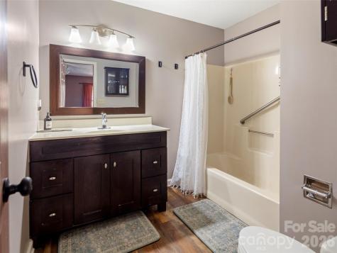 111 Averys Creek Lane Arden NC 28704