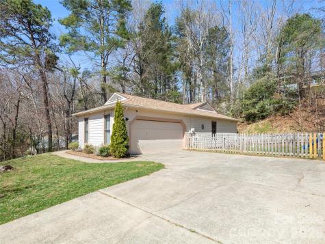 111 Averys Creek Lane Arden NC 28704