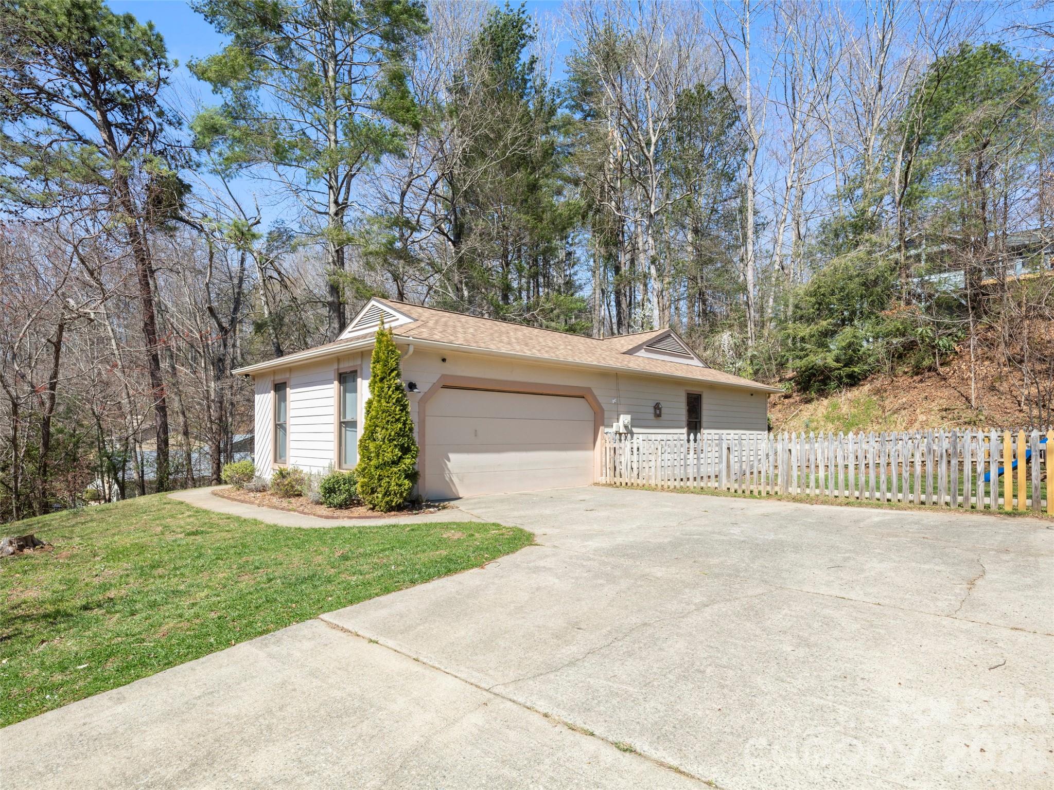 111 Averys Creek Lane Arden NC 28704
