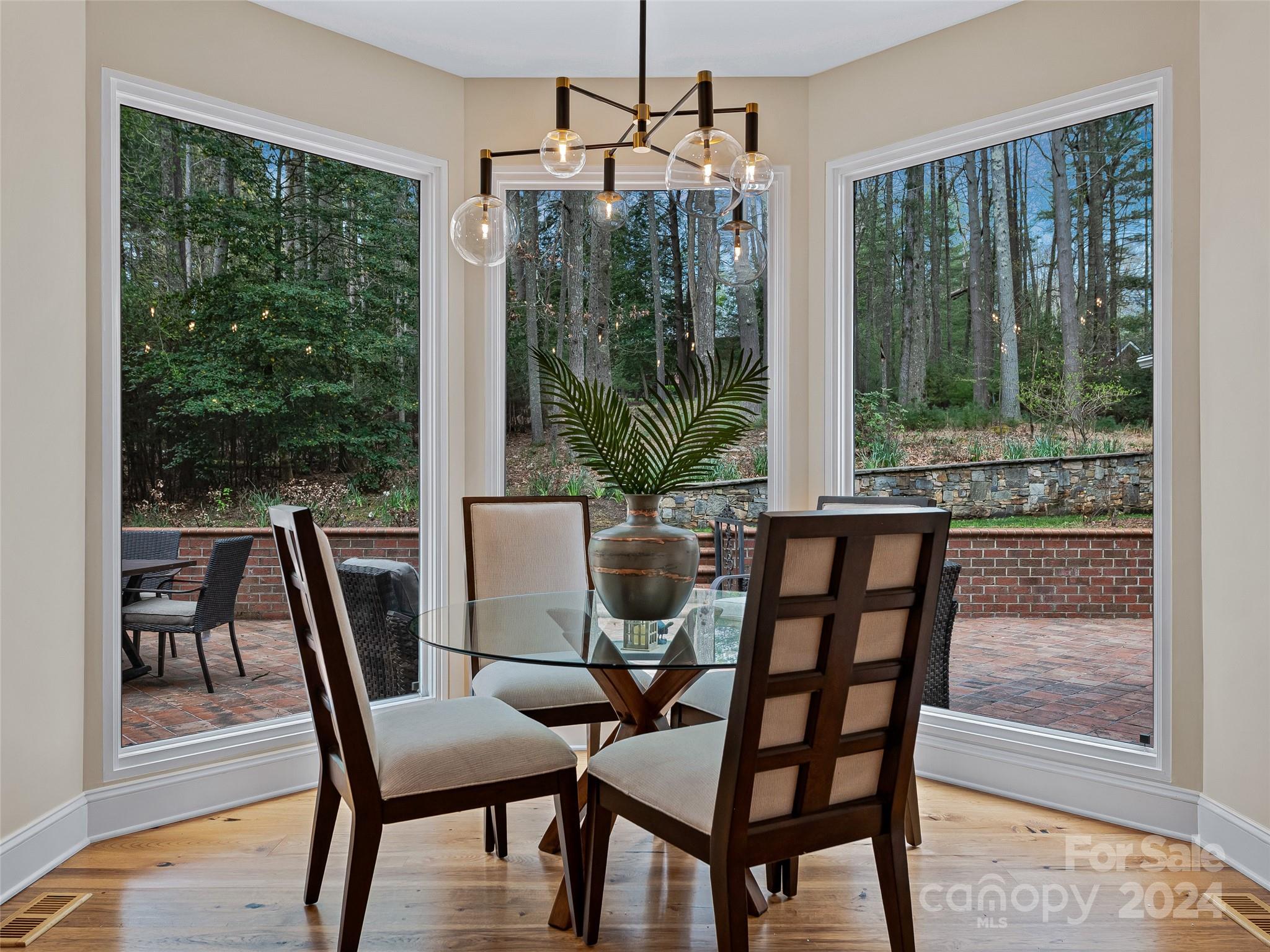 8 Hemlock Road Asheville NC 28803