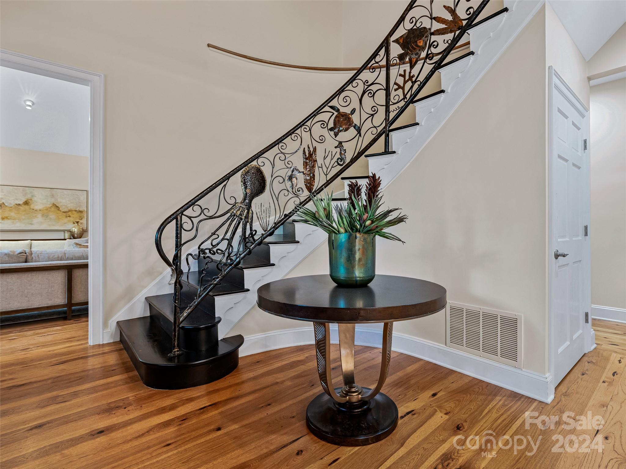 8 Hemlock Road Asheville NC 28803