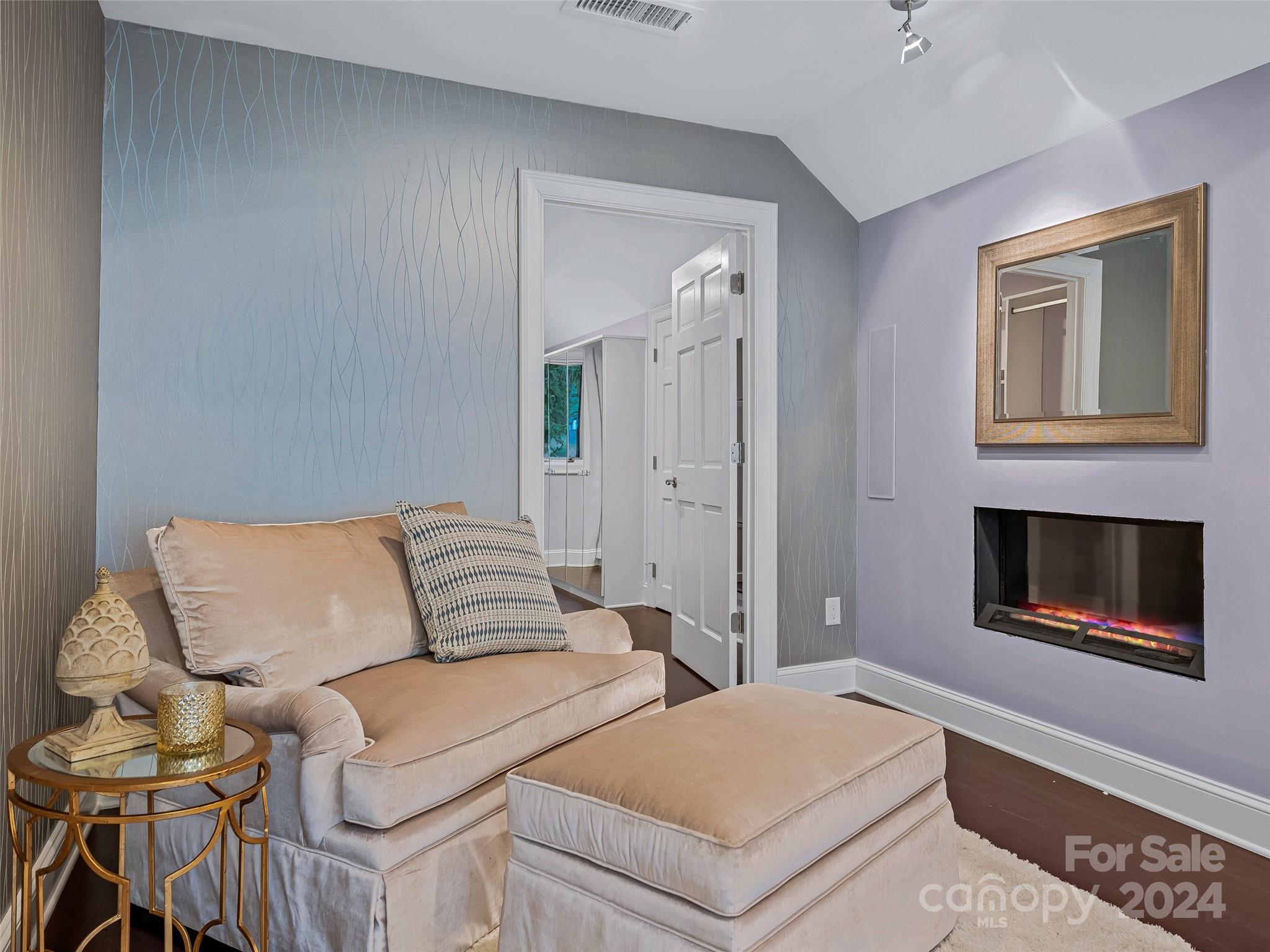 8 Hemlock Road Asheville NC 28803