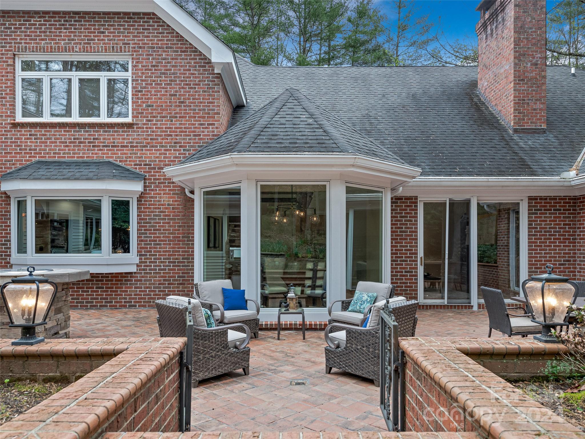 8 Hemlock Road Asheville NC 28803