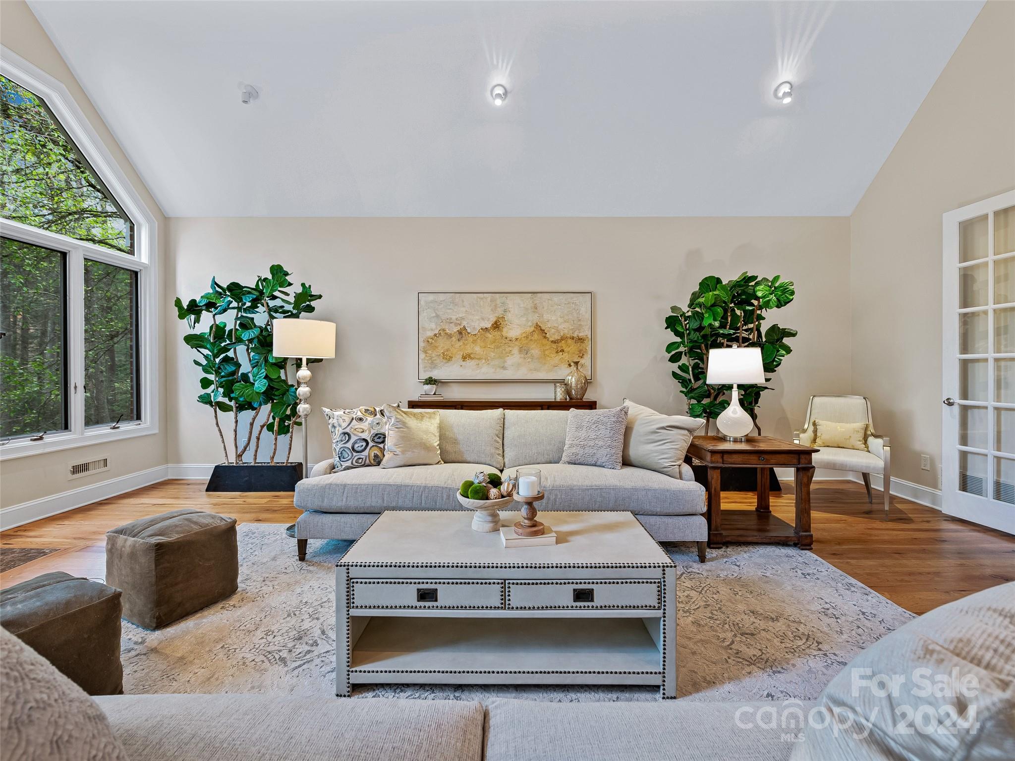 8 Hemlock Road Asheville NC 28803