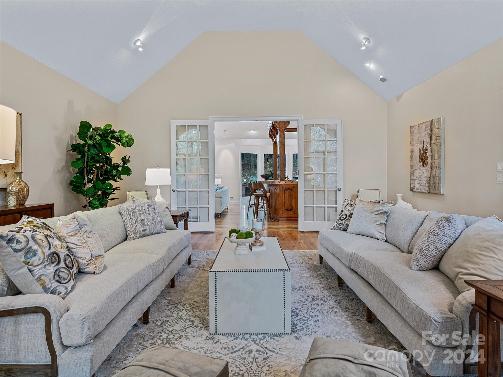 8 Hemlock Road Asheville NC 28803