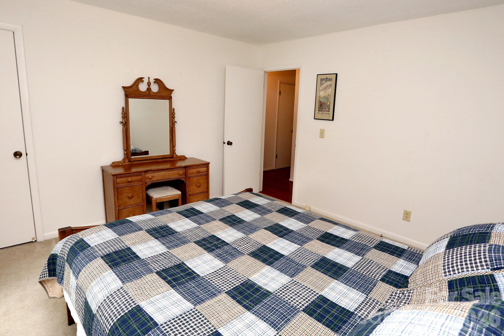 104 Richards Drive Hendersonville NC 28792