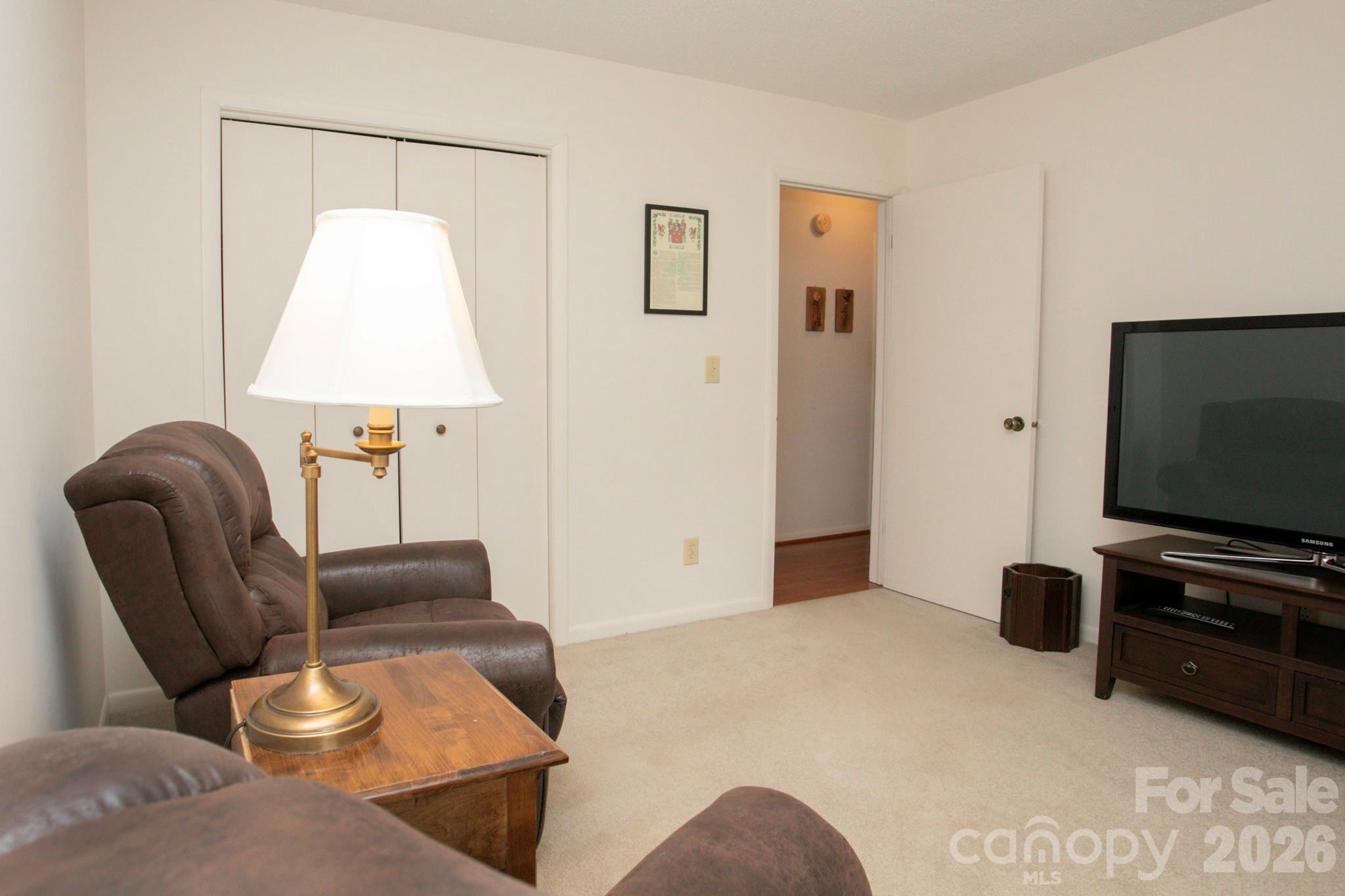104 Richards Drive Hendersonville NC 28792