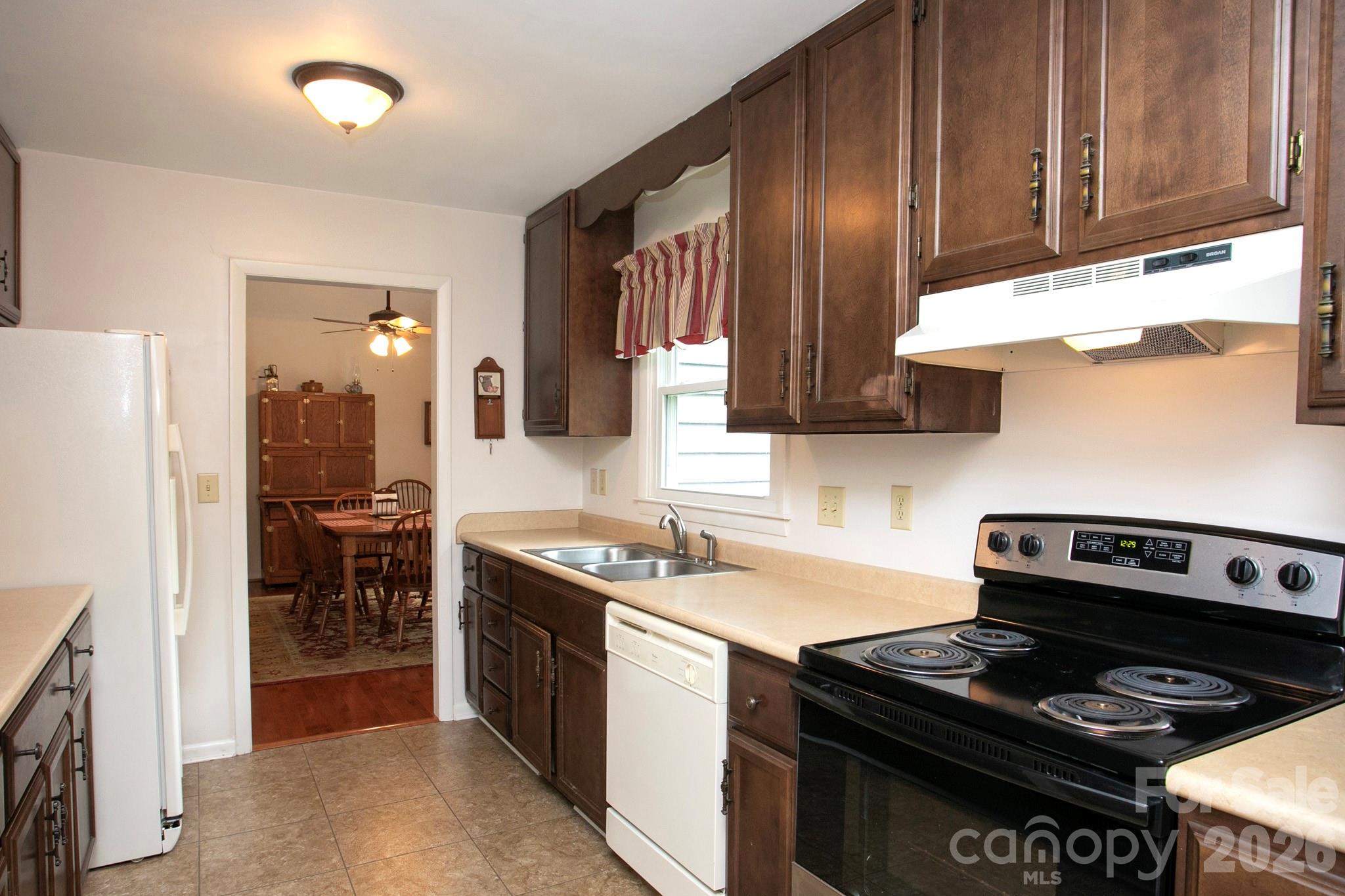 104 Richards Drive Hendersonville NC 28792