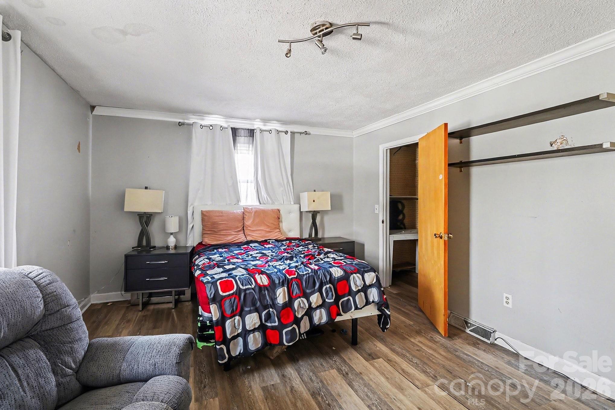 213 Lakeview Drive Harrisburg NC 28075