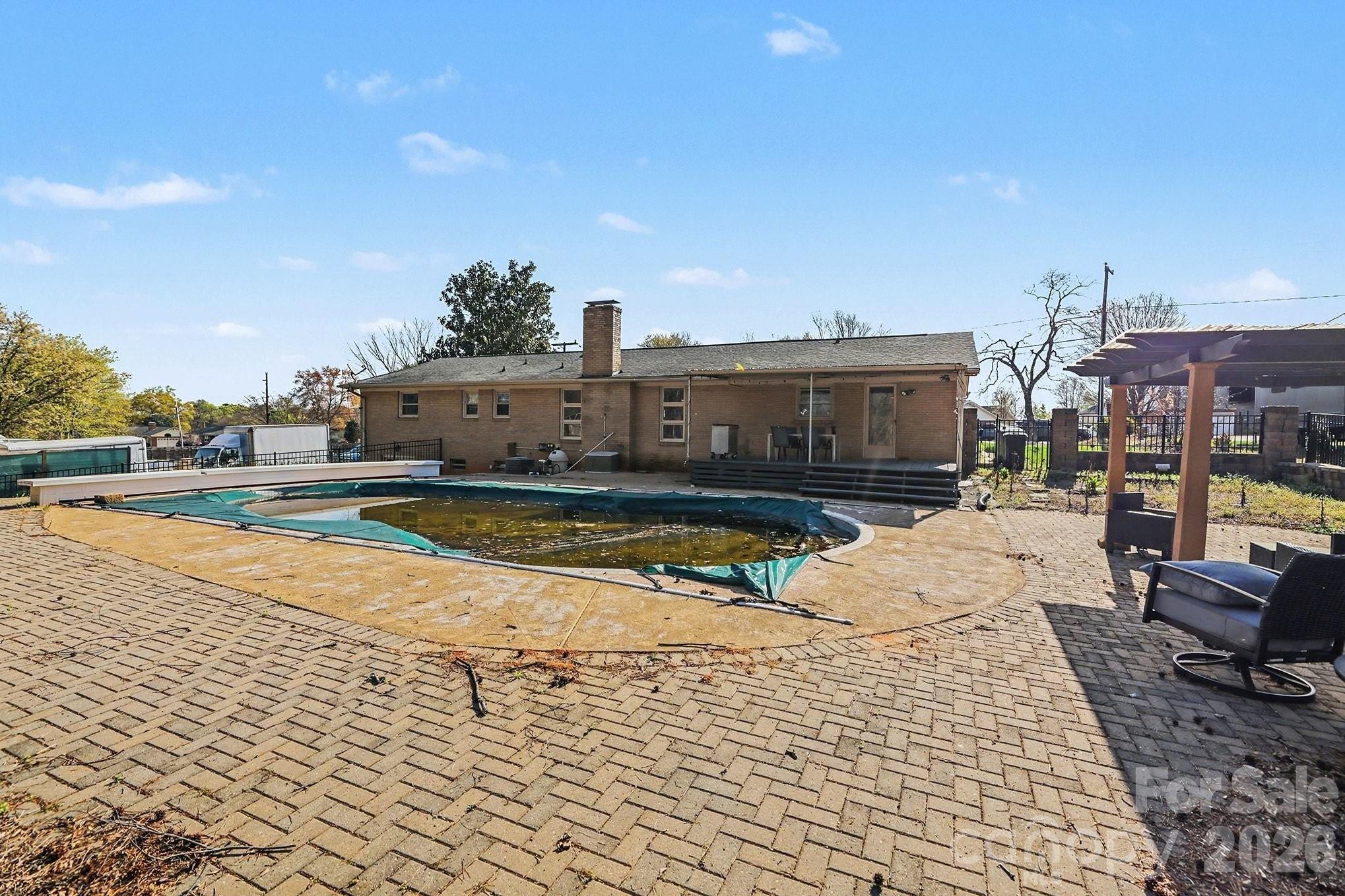 213 Lakeview Drive Harrisburg NC 28075