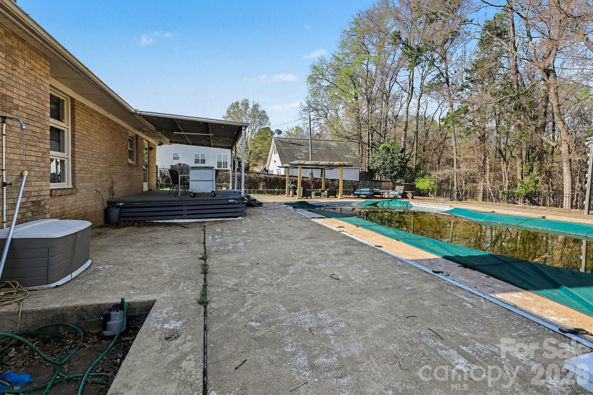 213 Lakeview Drive Harrisburg NC 28075