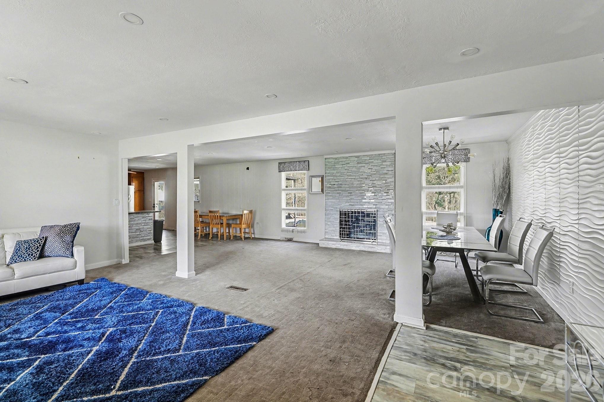 213 Lakeview Drive Harrisburg NC 28075