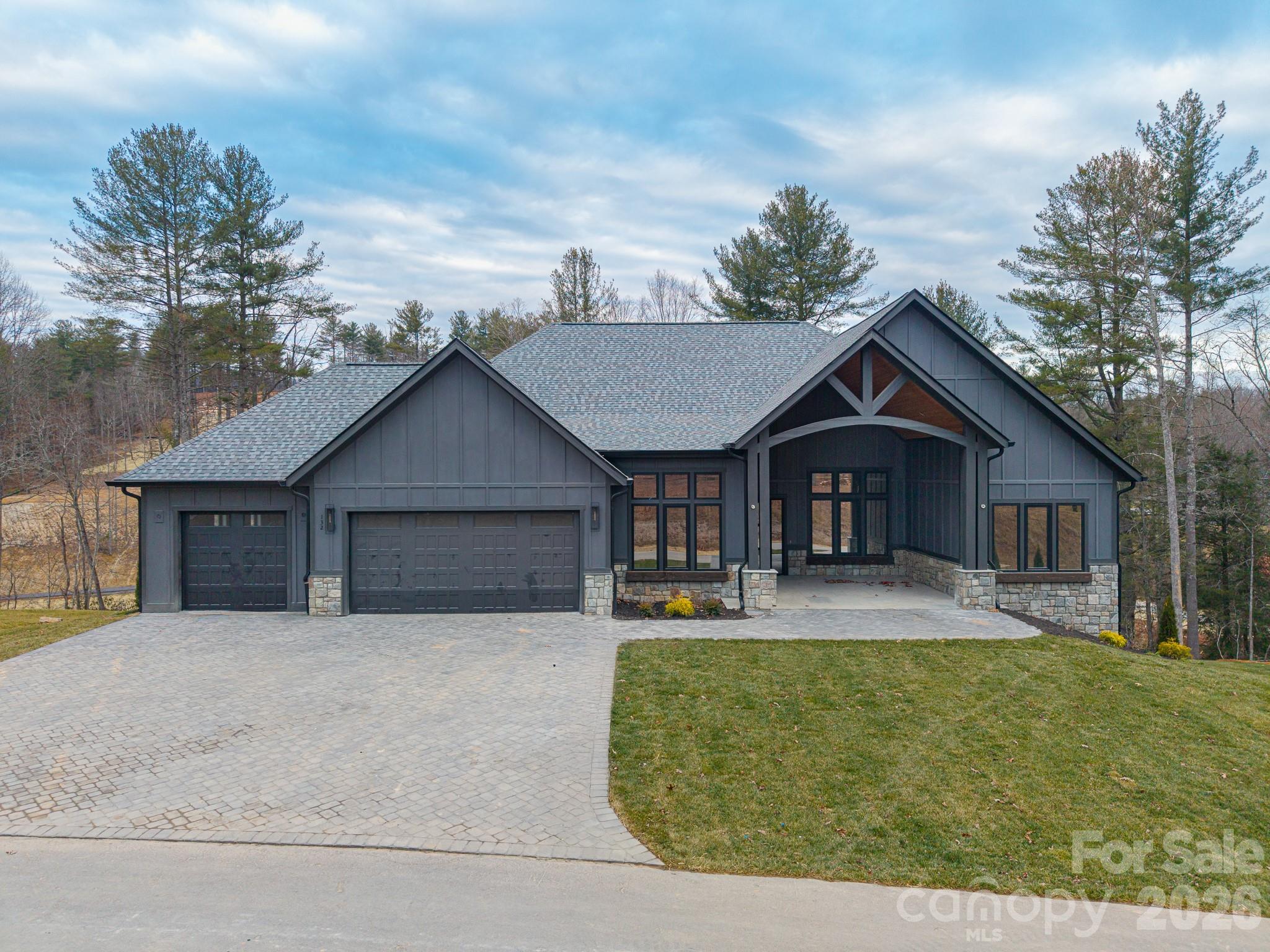 132 Sunridge Avenue Horse Shoe NC 28742