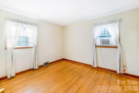 336 Onteora Boulevard Asheville NC 28803