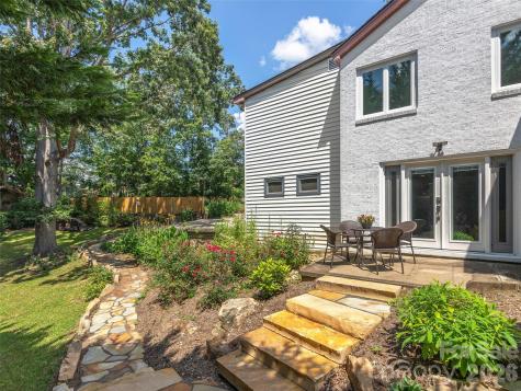 29 White Pine Drive Asheville NC 28805