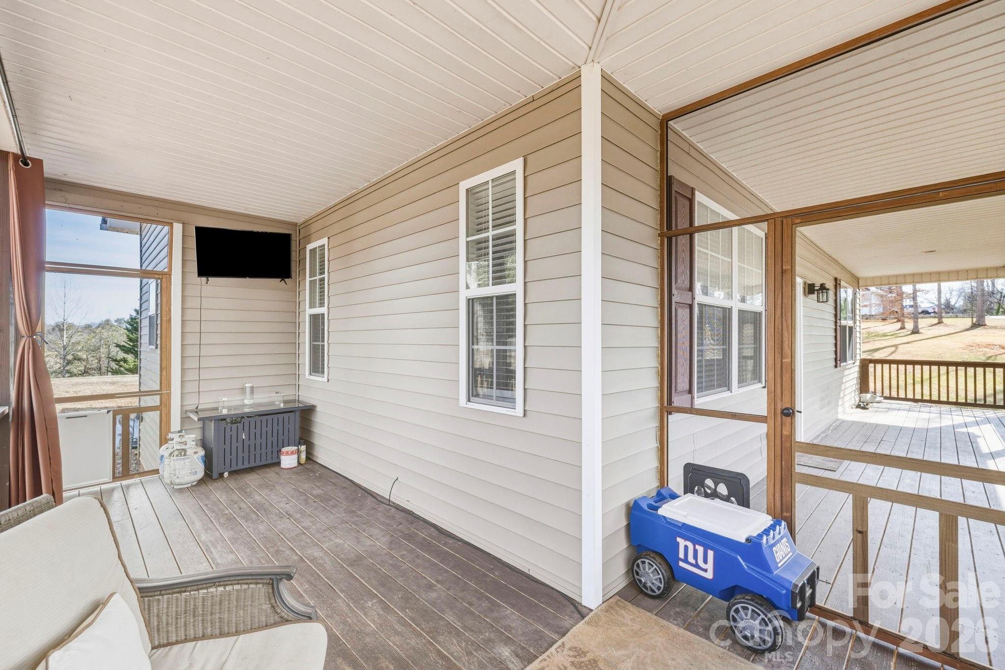 4 Carter Hill Drive Leicester NC 28748