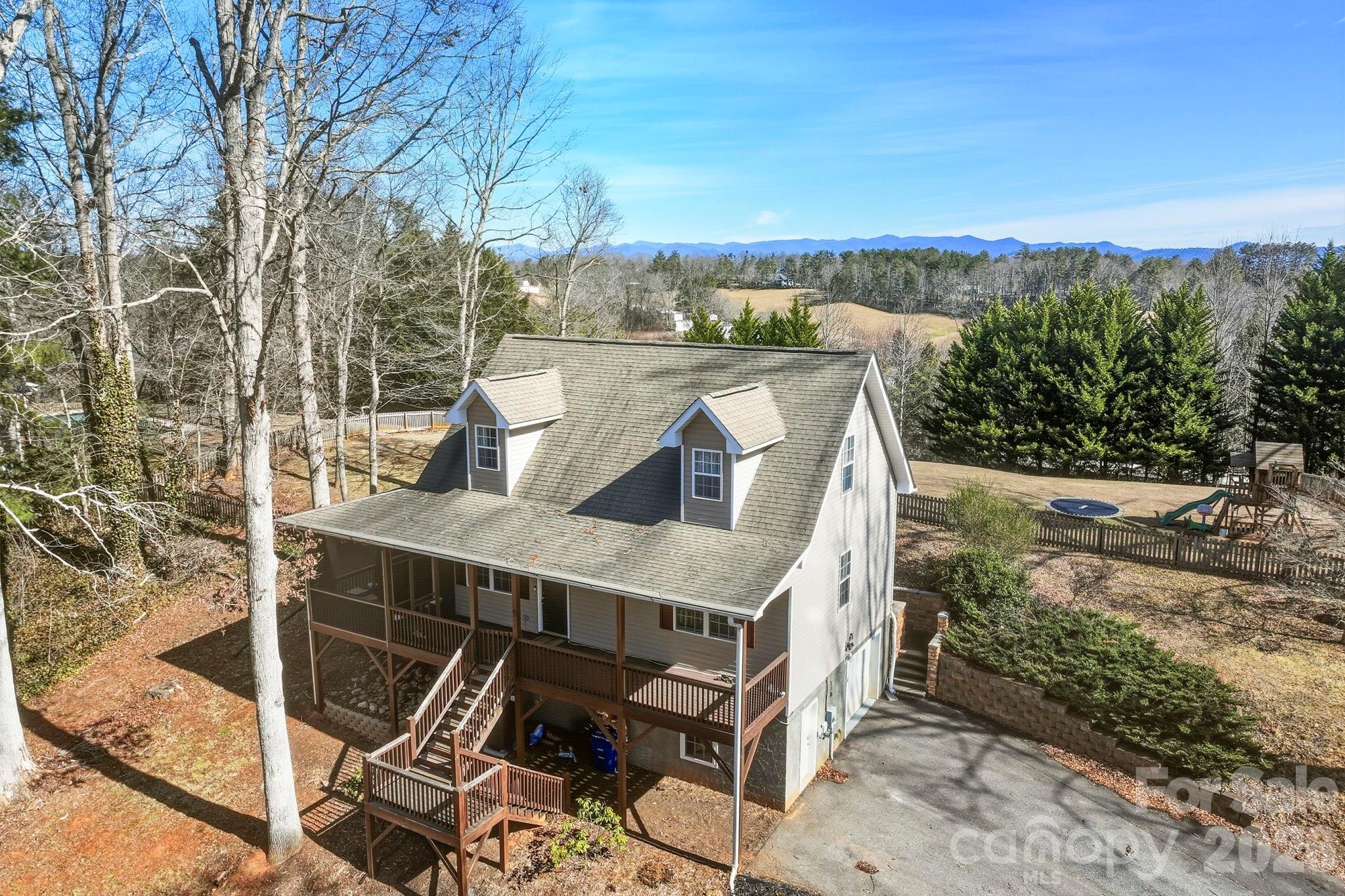 4 Carter Hill Drive Leicester NC 28748