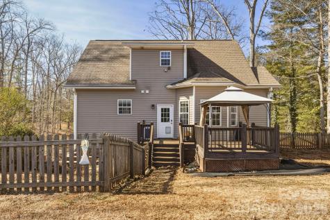 4 Carter Hill Drive Leicester NC 28748
