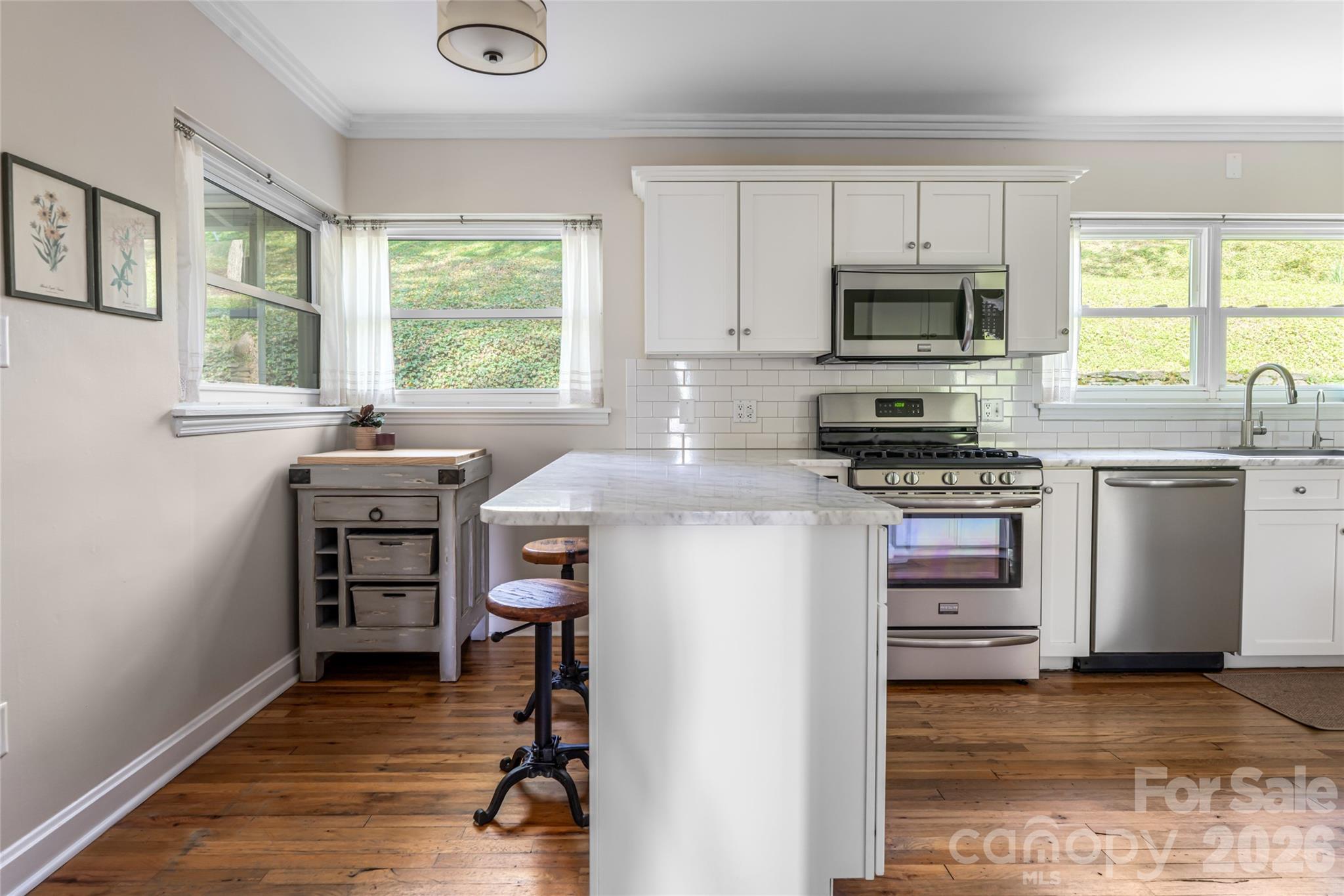 114 Cambridge Road Asheville NC 28804