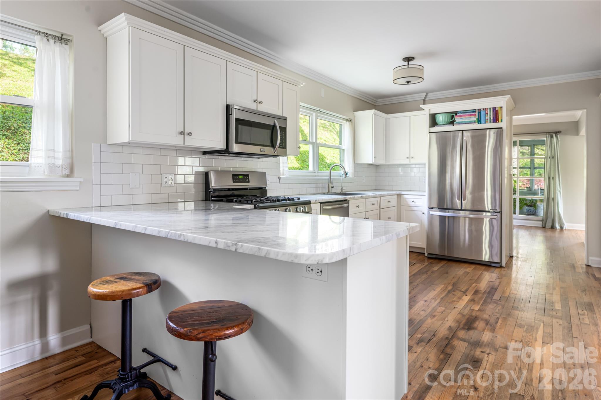 114 Cambridge Road Asheville NC 28804