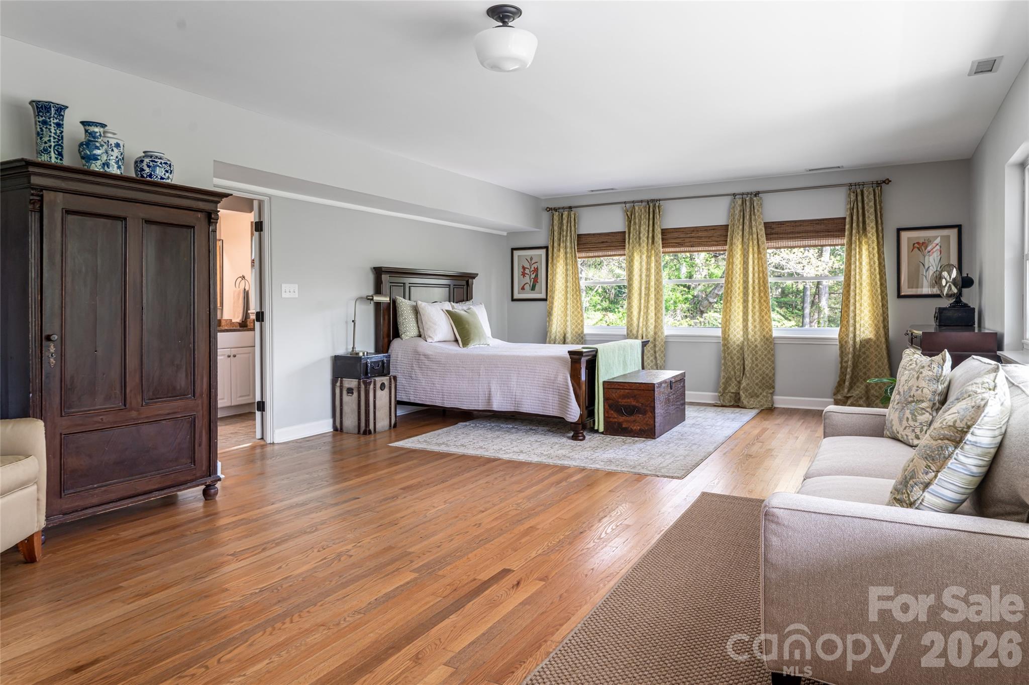 114 Cambridge Road Asheville NC 28804