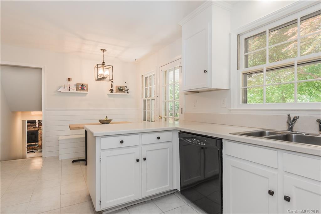 5740 Maylin Lane Charlotte NC 28210