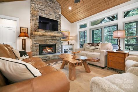 321 Middle Connestee Trail Brevard NC 28712