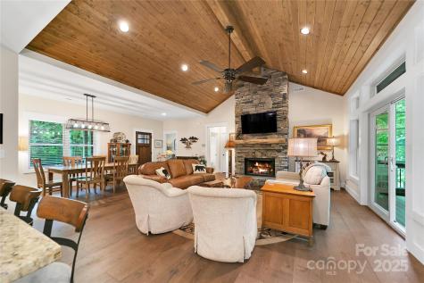 321 Middle Connestee Trail Brevard NC 28712