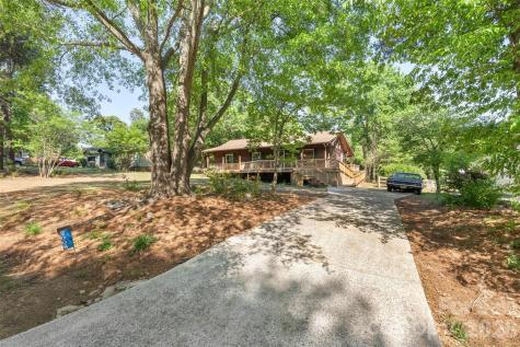 2008 Rock Springs Circle Denver NC 28037