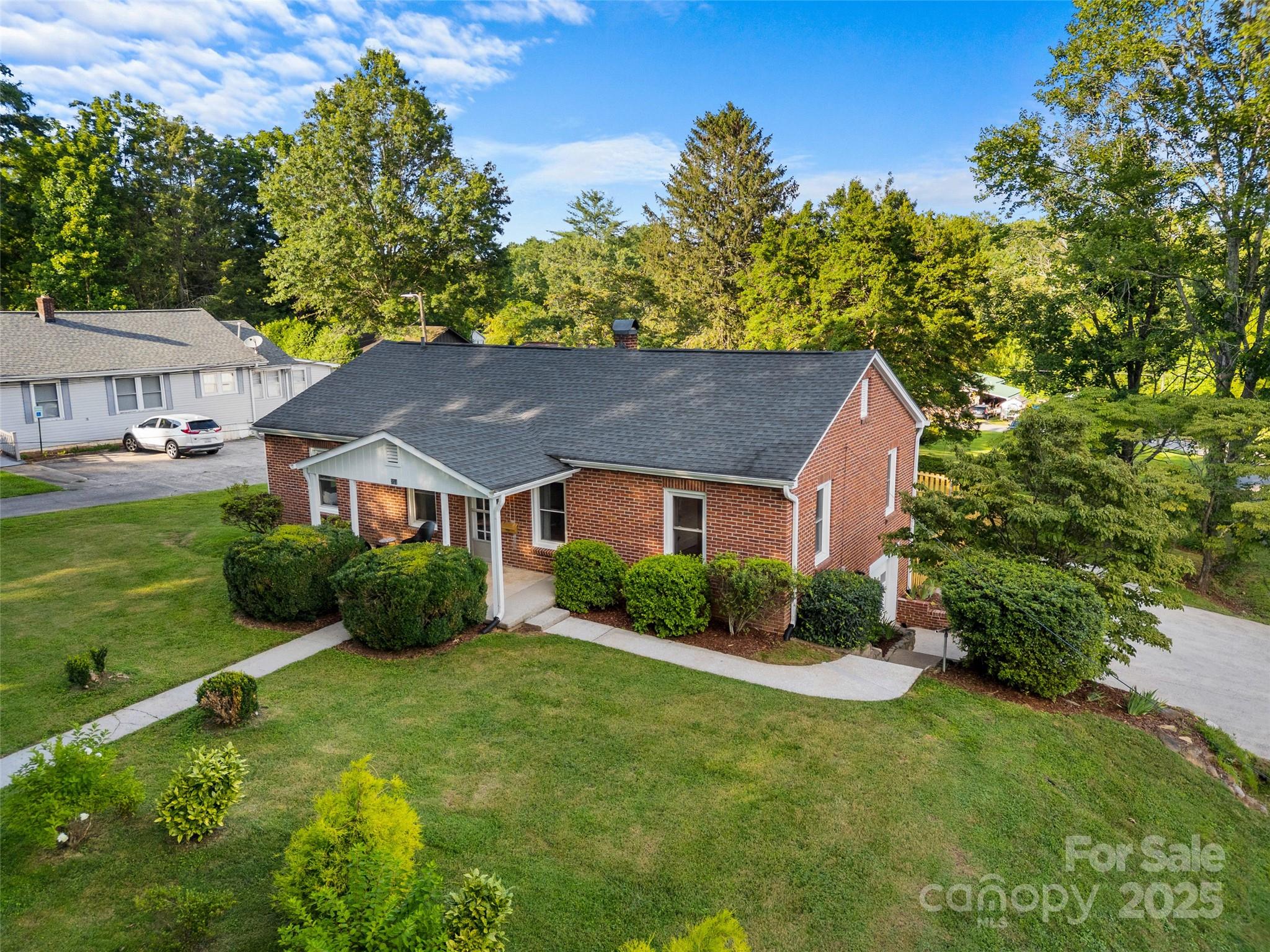 301 Carolina Avenue Brevard NC 28712