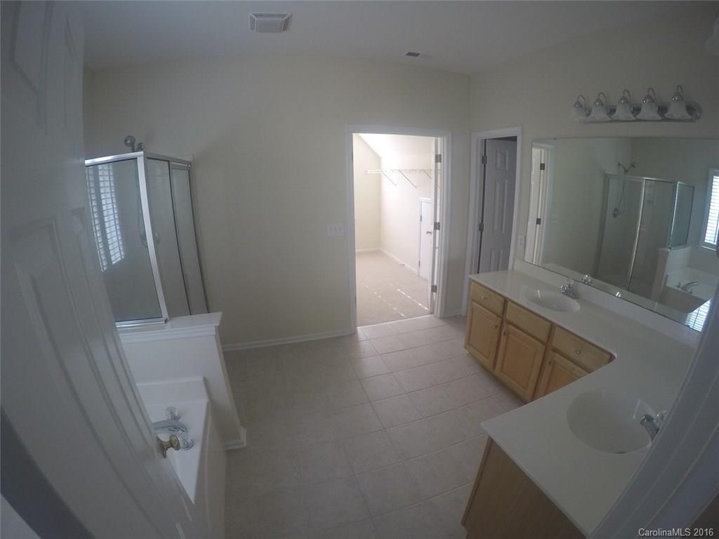 10146 Loganberry Trail Charlotte NC 28262